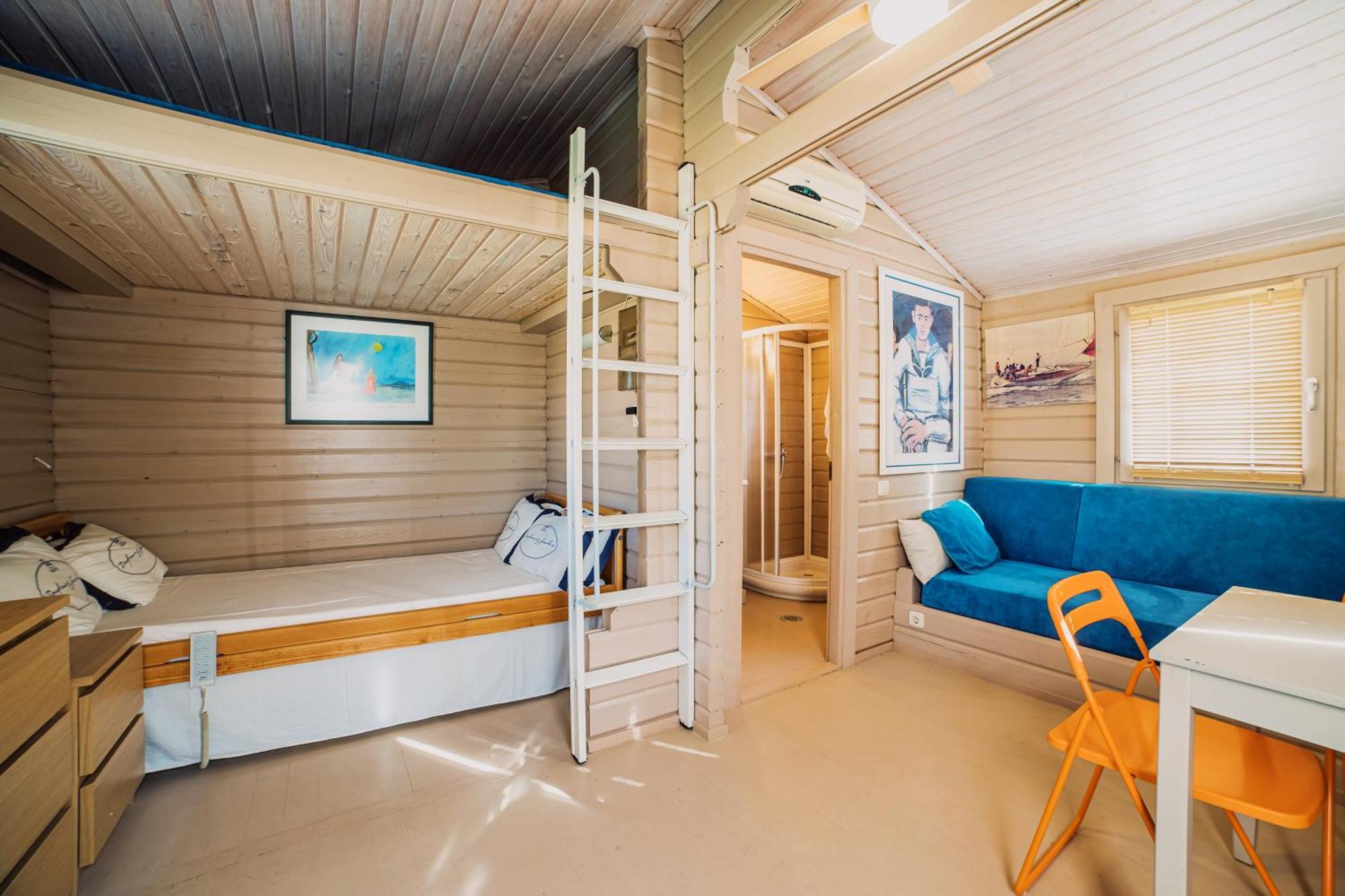 Lyciponon Villa Анависос Екстериор снимка