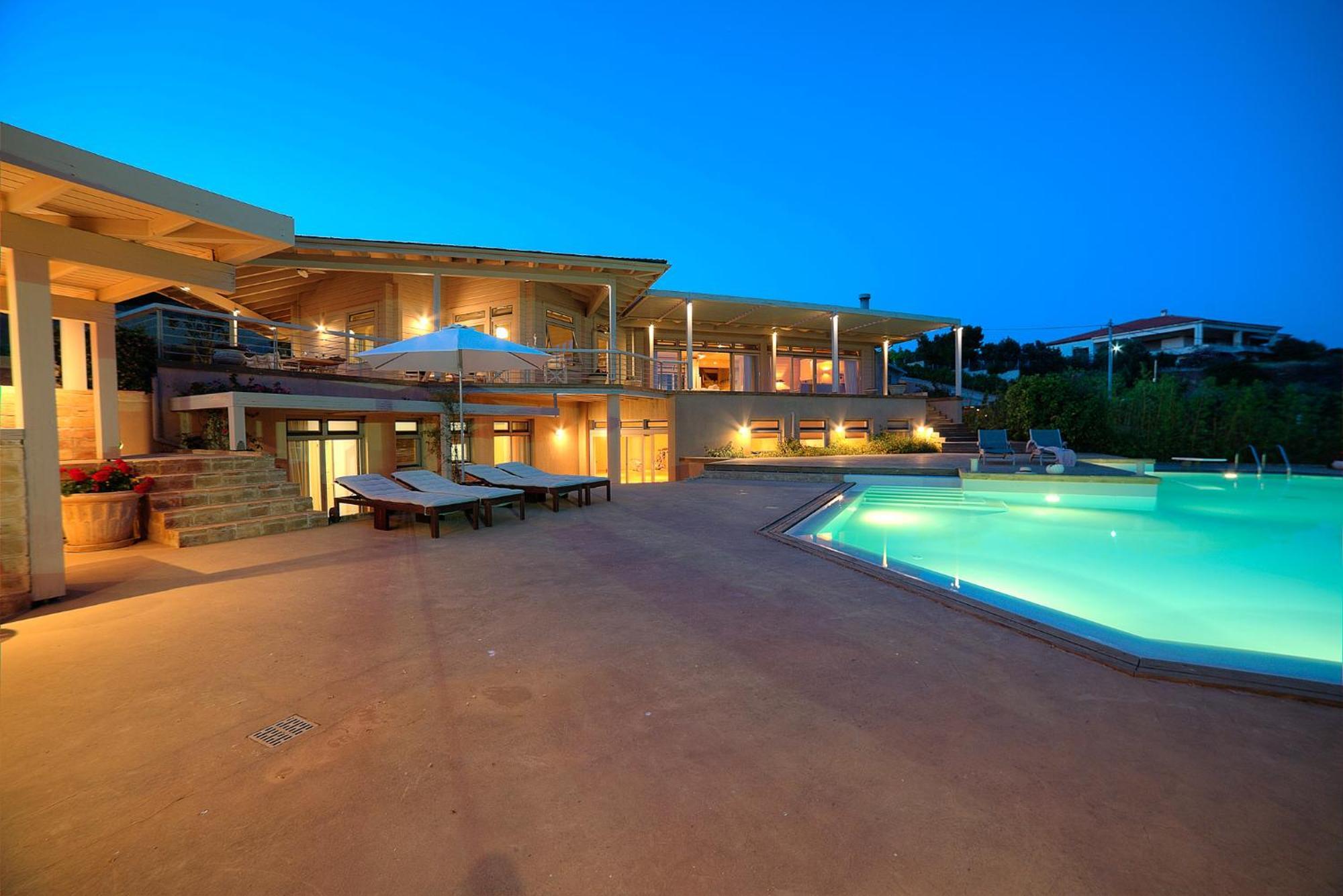Lyciponon Villa Анависос Екстериор снимка