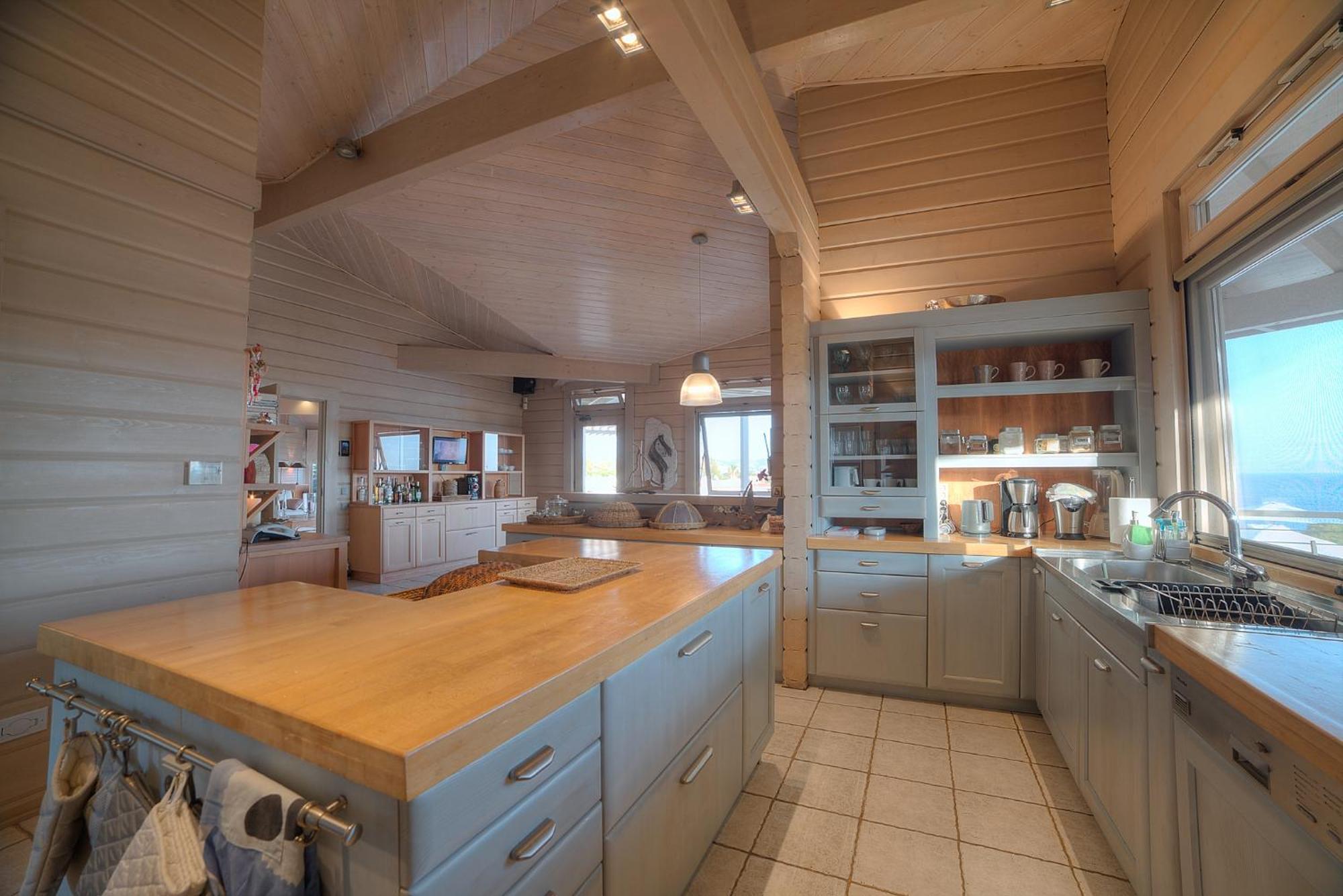 Lyciponon Villa Анависос Екстериор снимка